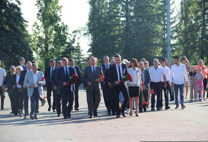 В Саратове в парке Победы 22 августа состоялась торжественная церемония поднятия Государственного флага Российской Федерации