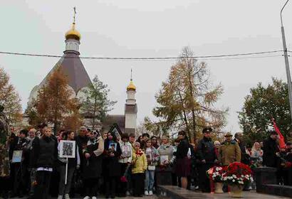 Имена саратовцев, погибших в ходе специальной военной операции занесены на мемориал 