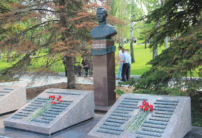 Аллея героев