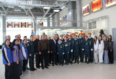 Выставка «Спасать - их профессия»